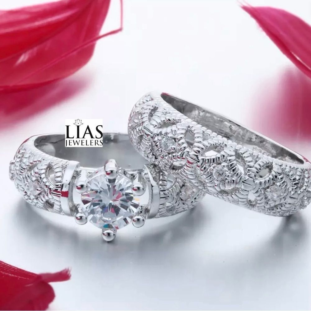 New 18k white gold wedding ring set